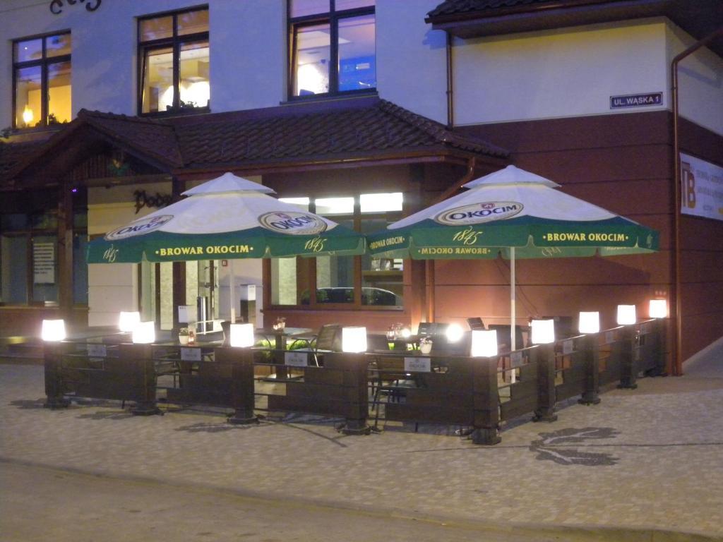 Hotel Podzamcze Dobczyce Exterior foto